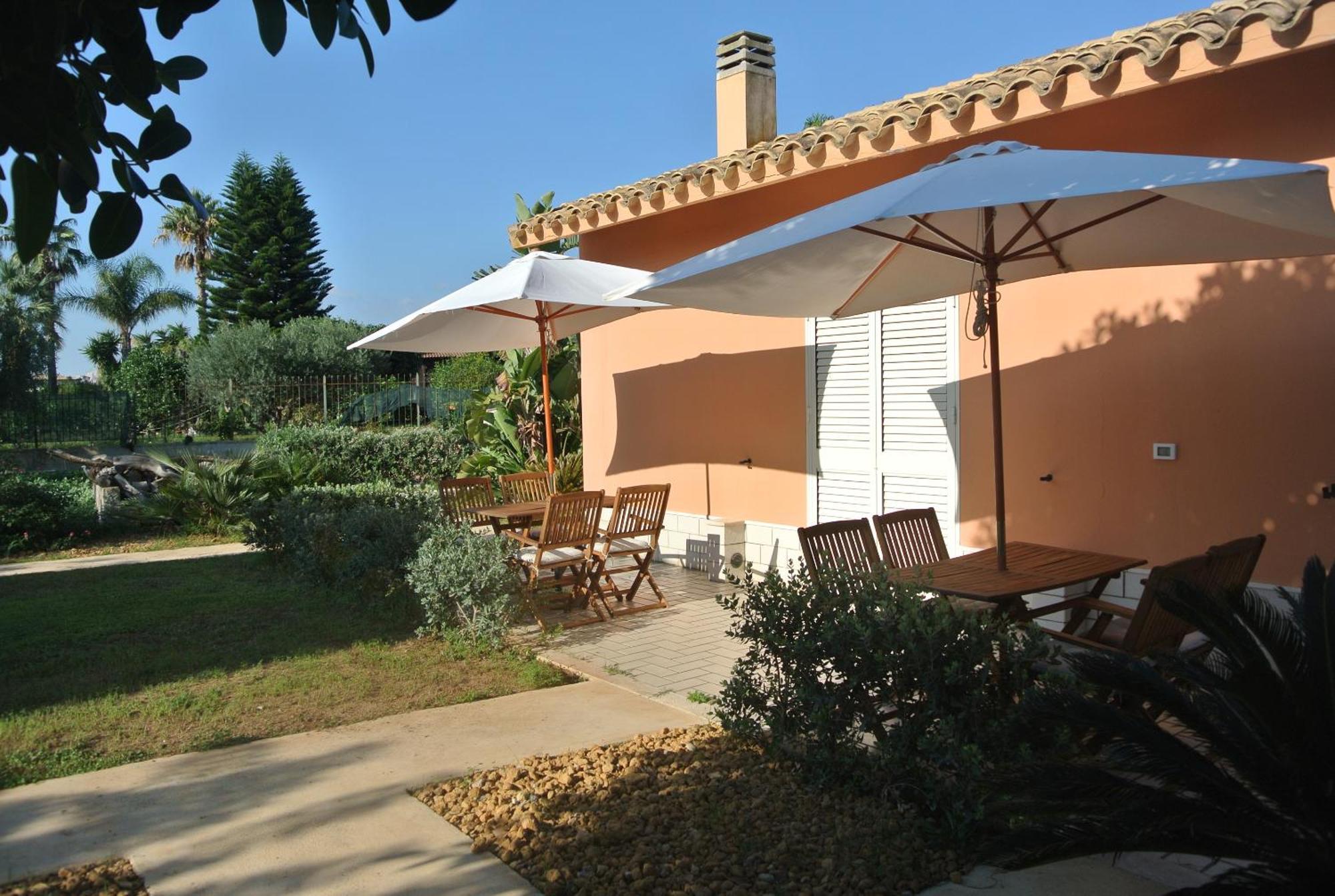 Villa Carlotta Resort Сан-Леоне Экстерьер фото