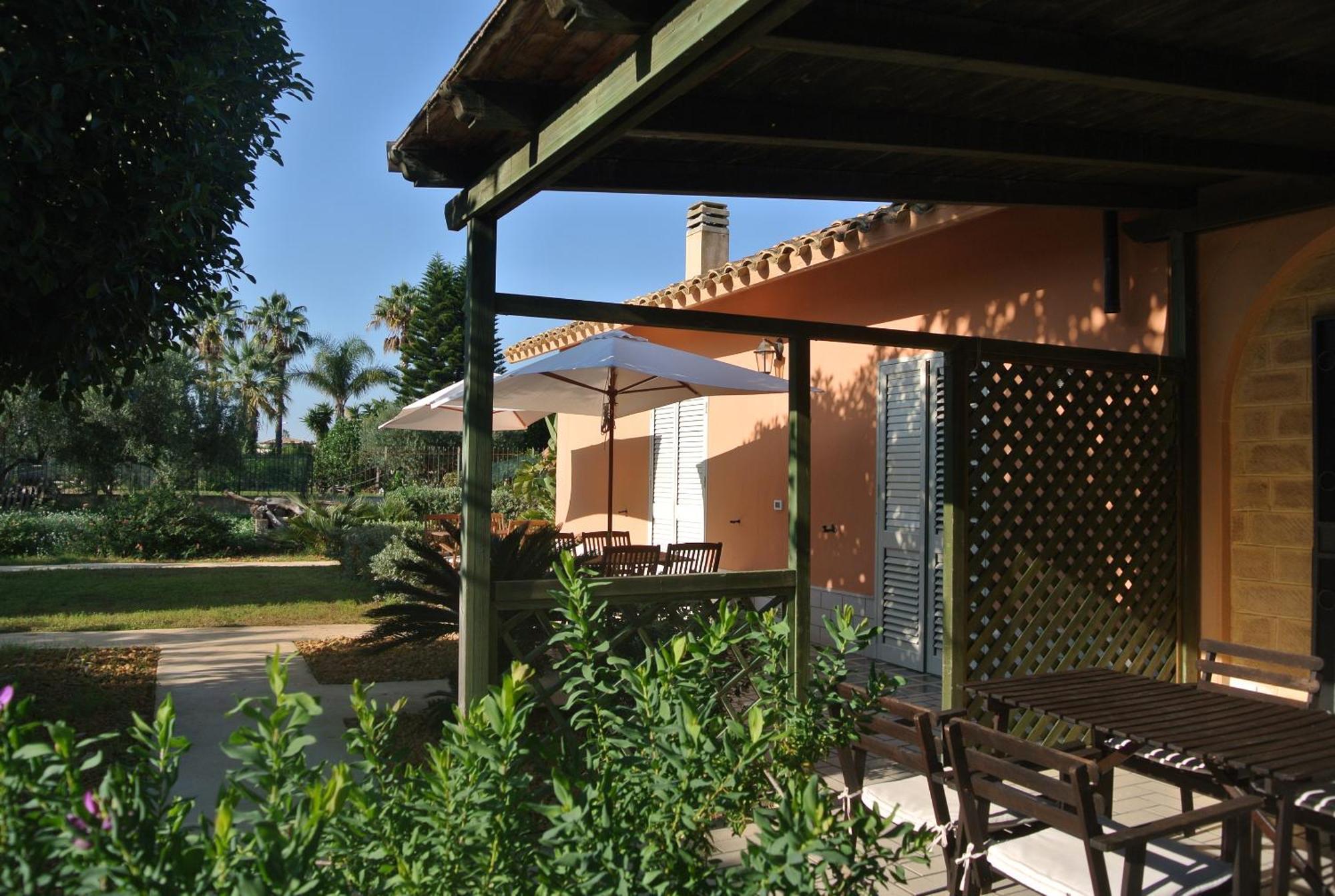 Villa Carlotta Resort Сан-Леоне Экстерьер фото