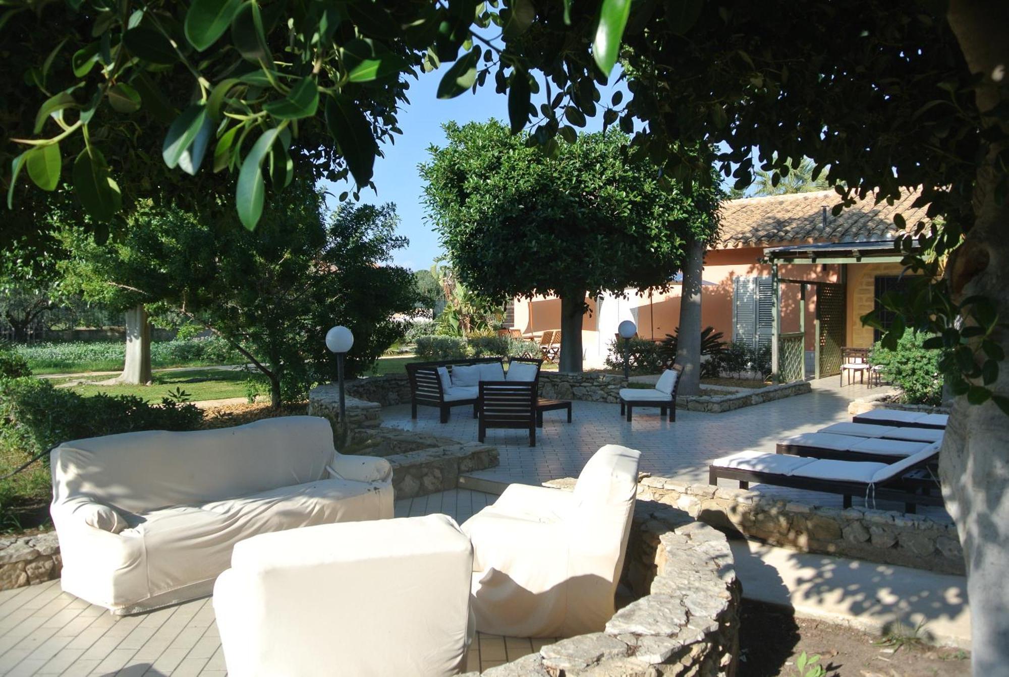 Villa Carlotta Resort Сан-Леоне Экстерьер фото