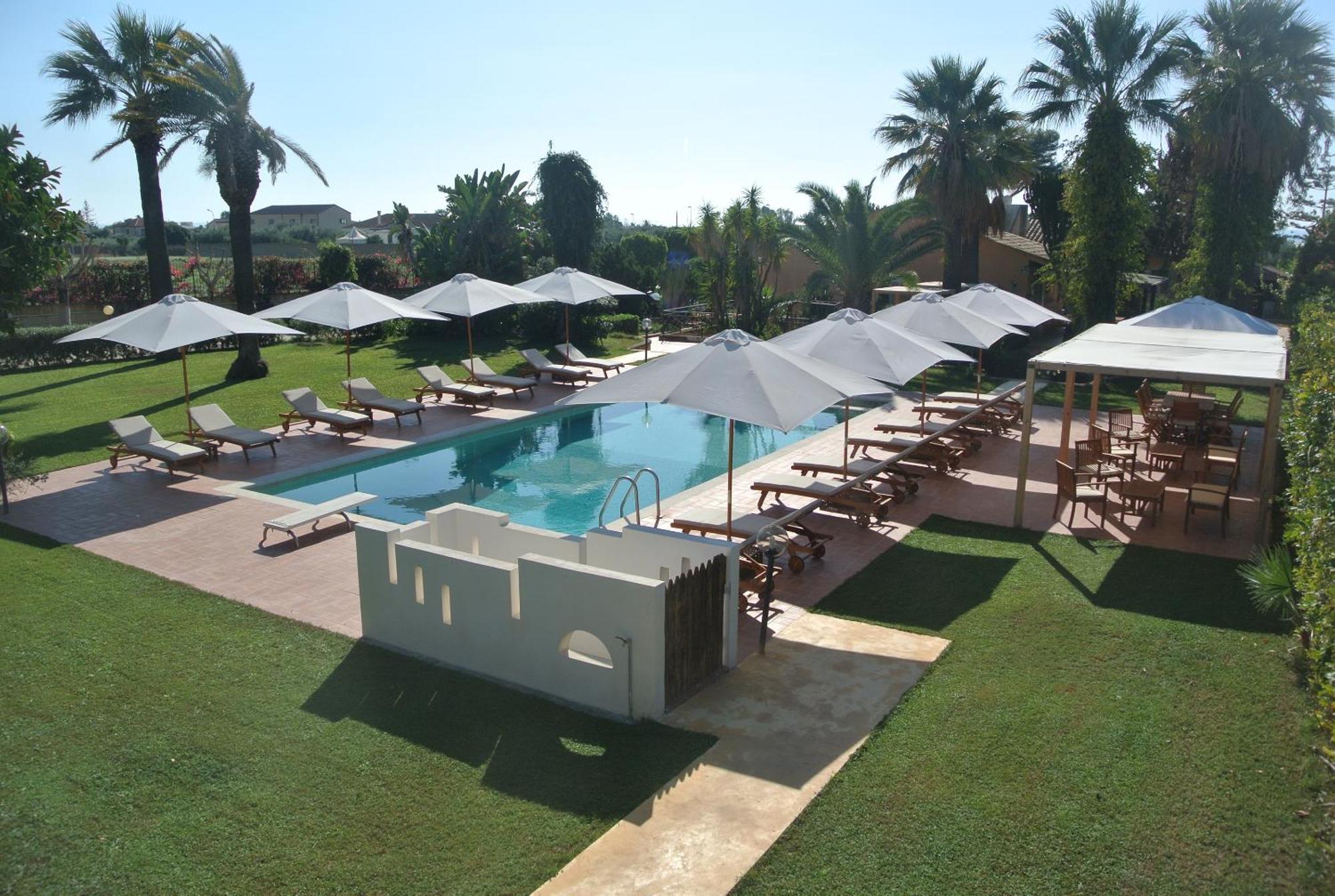 Villa Carlotta Resort Сан-Леоне Экстерьер фото
